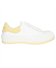 Load image into Gallery viewer, Deck Plimsoll canvas sneakers
