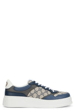 Load image into Gallery viewer, Men's sneaker with oversized sole and GG
