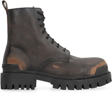 Load image into Gallery viewer, Leather lace-up boots
