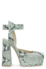 Load image into Gallery viewer, Tower leather pumps
