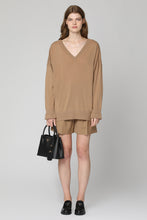 Load image into Gallery viewer, Virgin wool sweater
