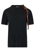 Load image into Gallery viewer, Wool T-shirt with decorative ribbon
