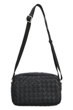 Load image into Gallery viewer, Classic leather camera bag
