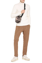 Load image into Gallery viewer, Wool turtleneck sweater
