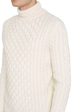 Load image into Gallery viewer, Wool turtleneck sweater
