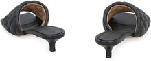 Load image into Gallery viewer, Padded leather sandals
