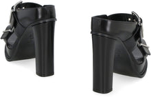 Load image into Gallery viewer, Leather sandals
