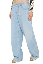 Load image into Gallery viewer, Wide-leg jeans
