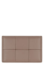 Load image into Gallery viewer, Cassette leather card holder
