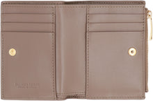 Load image into Gallery viewer, Cassette Intrecciato Bi-fold wallet
