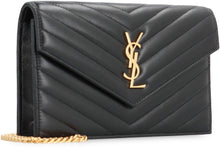 Load image into Gallery viewer, Envelope Cassandre wallet on chain
