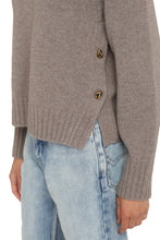 Load image into Gallery viewer, Crew-neck wool sweater
