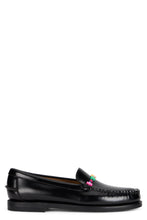 Load image into Gallery viewer, Leather moccasin with beads
