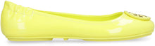 Load image into Gallery viewer, Minnie Travel ballet flats in patent leather
