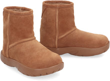 Load image into Gallery viewer, Snap suede ankle boots
