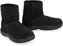 Load image into Gallery viewer, Snap suede ankle boots
