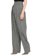 Load image into Gallery viewer, Silk and viscose trousers
