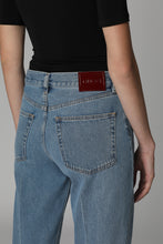 Load image into Gallery viewer, 5-pocket straight-leg jeans
