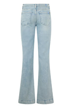 Load image into Gallery viewer, Bootcut jeans with a mid-rise
