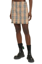 Load image into Gallery viewer, Bouclé wool skirt
