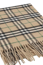 Load image into Gallery viewer, Check motif scarf
