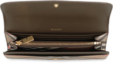 Load image into Gallery viewer, Check continental wallet
