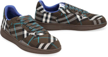 Load image into Gallery viewer, Terrace Low-top sneakers
