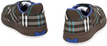 Load image into Gallery viewer, Terrace Low-top sneakers
