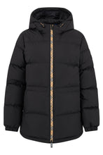 Load image into Gallery viewer, Padded jacket with hood
