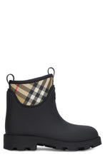 Load image into Gallery viewer, Rubber boots
