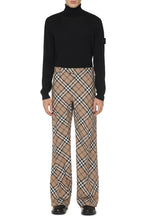 Load image into Gallery viewer, Stone Island Ghost - Virgin wool turtleneck sweater
