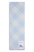 Load image into Gallery viewer, Scarf with Tartan Pattern
