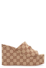 Load image into Gallery viewer, Platform sandals
