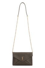 Load image into Gallery viewer, Cassandre Leather clutch
