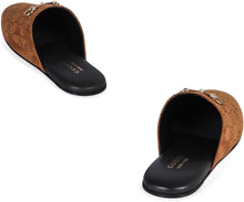 Load image into Gallery viewer, Sabot in suede
