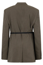 Load image into Gallery viewer, Tailored wrap blazer in checks
