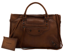 Load image into Gallery viewer, Leather handbag Le City M

