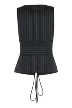 Load image into Gallery viewer, Top in pinstripe pattern
