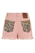 Load image into Gallery viewer, Denim shorts with fringes
