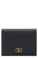 Load image into Gallery viewer, VLogo Signature wallet in leather
