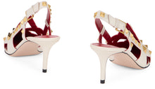 Load image into Gallery viewer, Rockstud décolleté in leather
