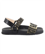 Load image into Gallery viewer, Logo detail flat sandals

