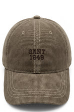 Load image into Gallery viewer, Velvet ribbed baseball cap with embroidery
