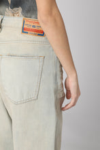 Load image into Gallery viewer, 1996 D-Sire straight leg jeans
