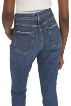Load image into Gallery viewer, Nico slim fit jeans
