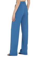 Load image into Gallery viewer, Agami crêpe trousers
