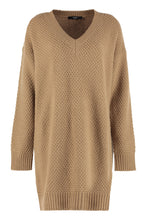 Load image into Gallery viewer, Alfeo oversize virgin wool sweater
