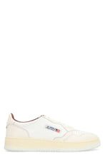 Load image into Gallery viewer, Medalist Low-top sneakers
