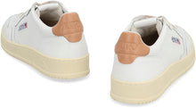 Load image into Gallery viewer, Medalist Low-top sneakers
