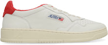 Load image into Gallery viewer, Medalist low-top sneakers
